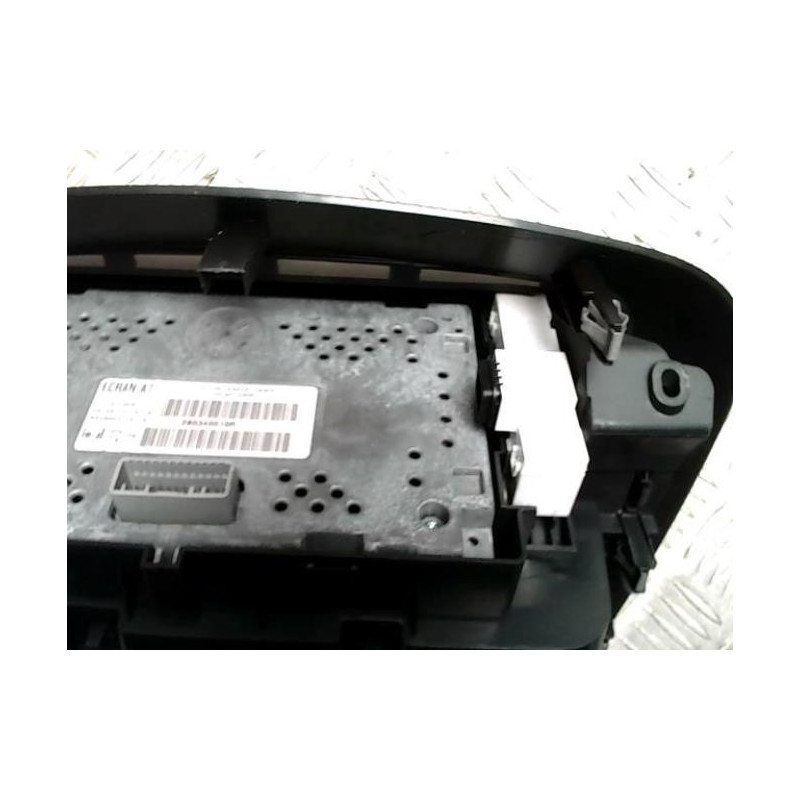 Ecran GPS RENAULT MEGANE 3 PHASE 1 COUPE d’occasion