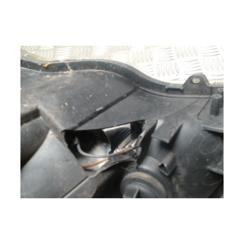 Optique avant principal droit (feux)(phare) CITROEN C3 2 PHASE 2 d’occasion