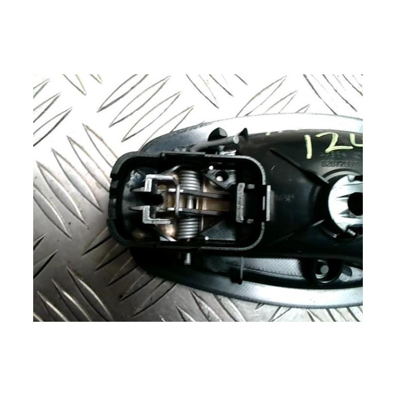 Poignee interieur avant droit RENAULT CLIO 4 PHASE 1 d’occasion