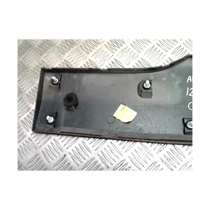 Baguette de porte arriere gauche  FORD TRANSIT CONNECT 2 PHASE 1 d’occasion