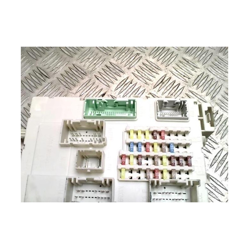 Porte fusible FORD TRANSIT CONNECT 2 PHASE 1 d’occasion