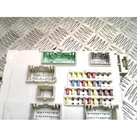 Porte fusible FORD TRANSIT CONNECT 2 PHASE 1 d’occasion