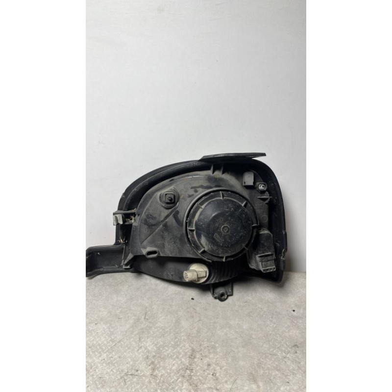 Optique avant principal droit (feux)(phare) RENAULT KANGOO 1 PHASE 1 d’occasion