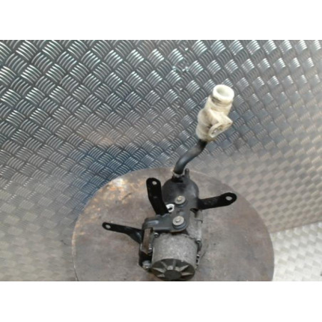 Pompe de direction PEUGEOT 206+ d’occasion