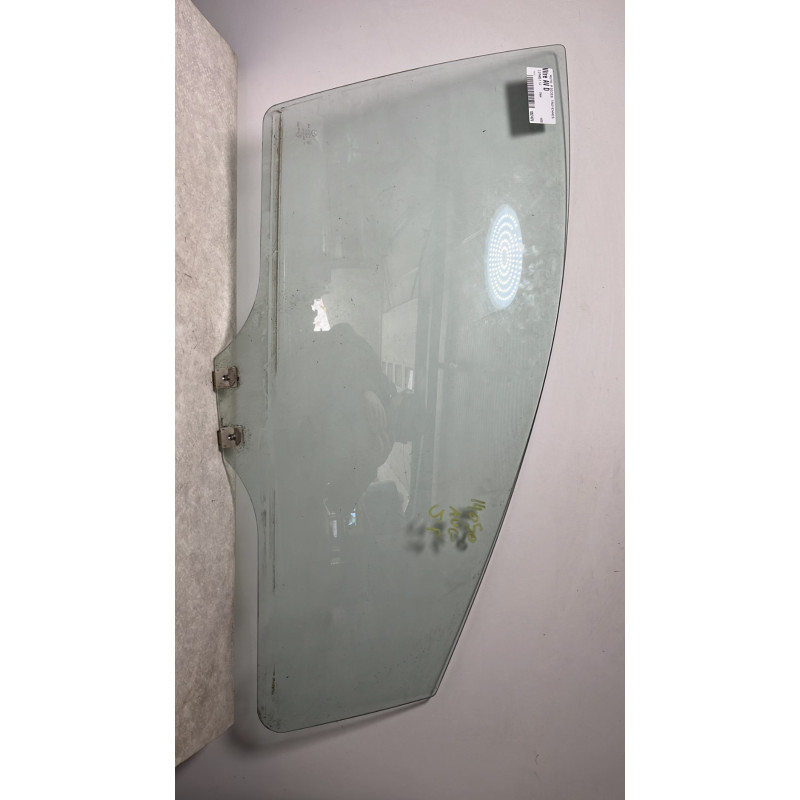 Vitre avant droit MAZDA 2 2 PHASE 1 d’occasion