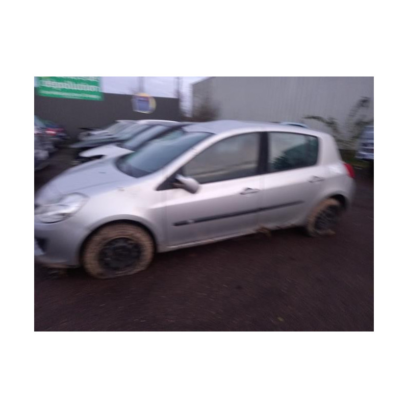 Radiateur eau RENAULT CLIO 3 PHASE 1 d’occasion