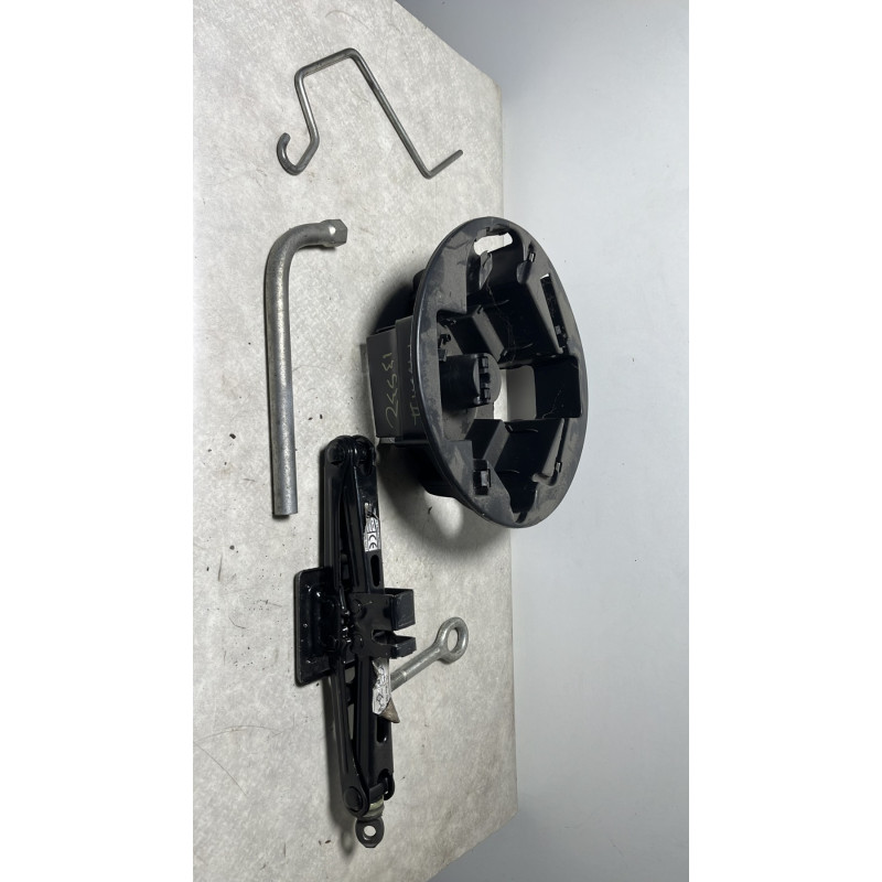 Cric (Ensemble depannage) FIAT  d’occasion
