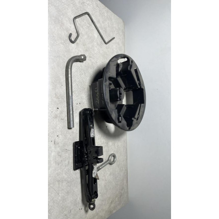 Cric (Ensemble depannage) FIAT  d’occasion
