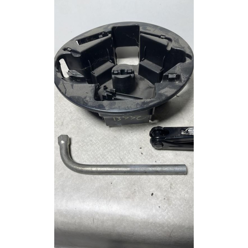Cric (Ensemble depannage) FIAT  d’occasion