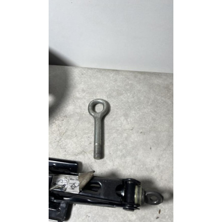 Cric (Ensemble depannage) FIAT  d’occasion