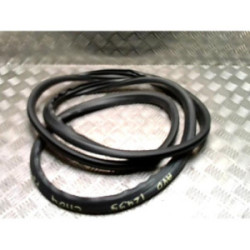 Joint de porte avant droite RENAULT CLIO 4 PHASE 1 d’occasion