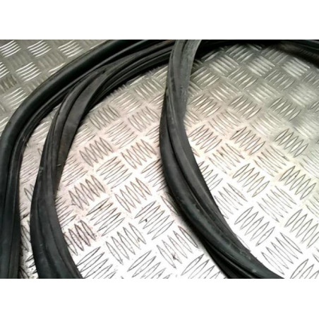 Joint de coffre FORD TRANSIT CONNECT 2 PHASE 1 d’occasion