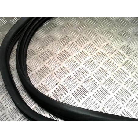 Joint de porte avant gauche FORD TRANSIT CONNECT 2 PHASE 1 d’occasion
