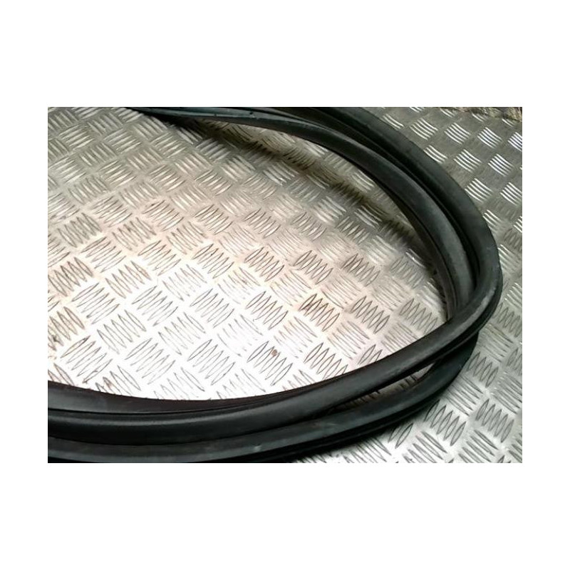 Joint de porte avant gauche FORD TRANSIT CONNECT 2 PHASE 1 d’occasion