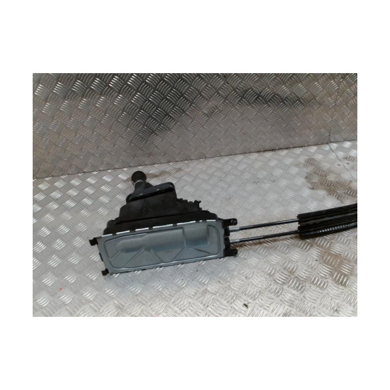 Levier de vitesses VOLKSWAGEN POLO 6 PHASE 1 d’occasion