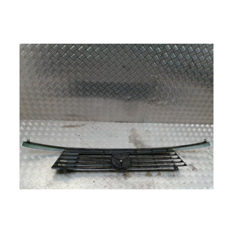 Calandre MERCEDES VITO 638 d’occasion