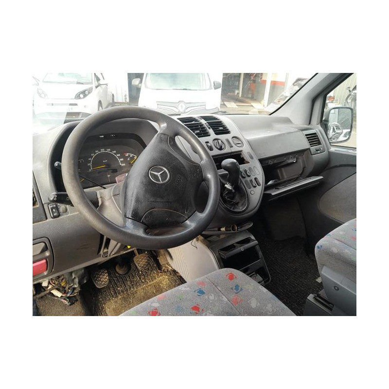 Calandre MERCEDES VITO 638 d’occasion