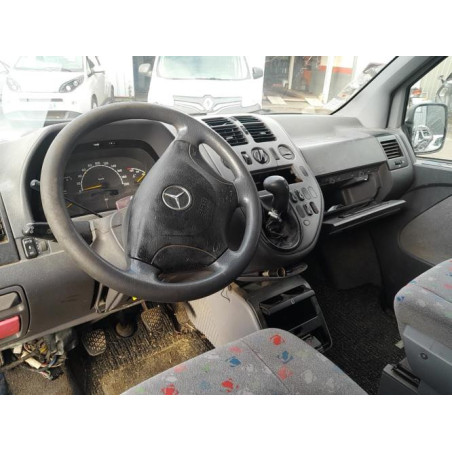 Calandre MERCEDES VITO 638 d’occasion