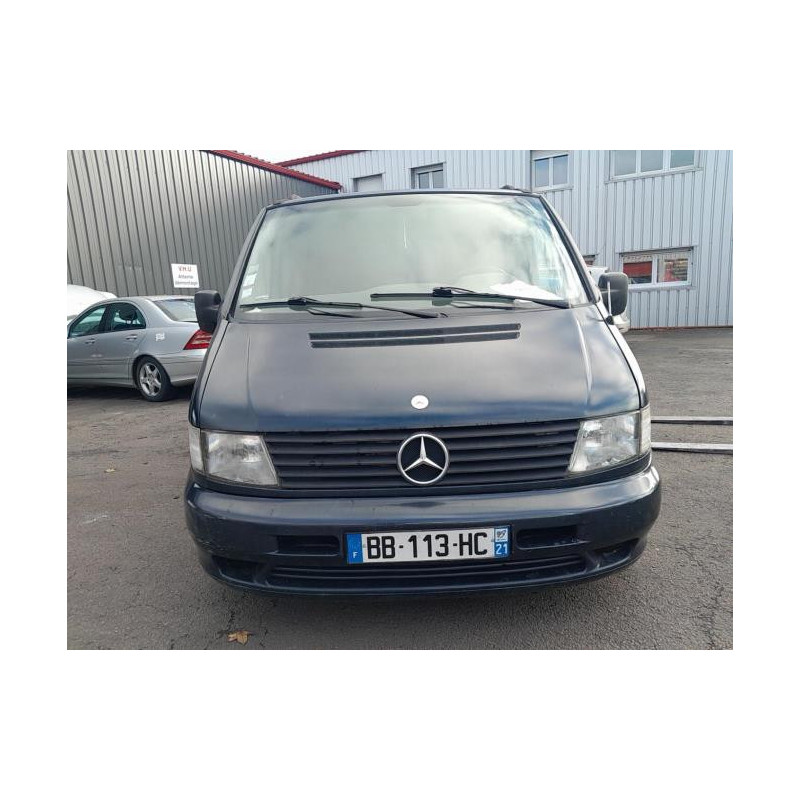 Calandre MERCEDES VITO 638 d’occasion