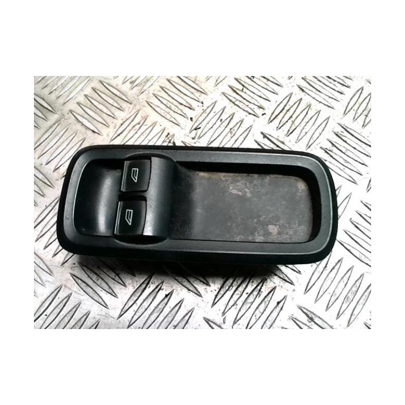 Interrupteur de leve vitre avant gauche FORD FIESTA 6 PHASE 1 d’occasion