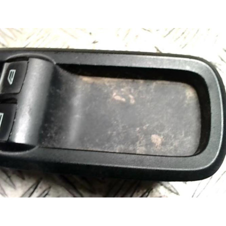 Interrupteur de leve vitre avant gauche FORD FIESTA 6 PHASE 1 d’occasion