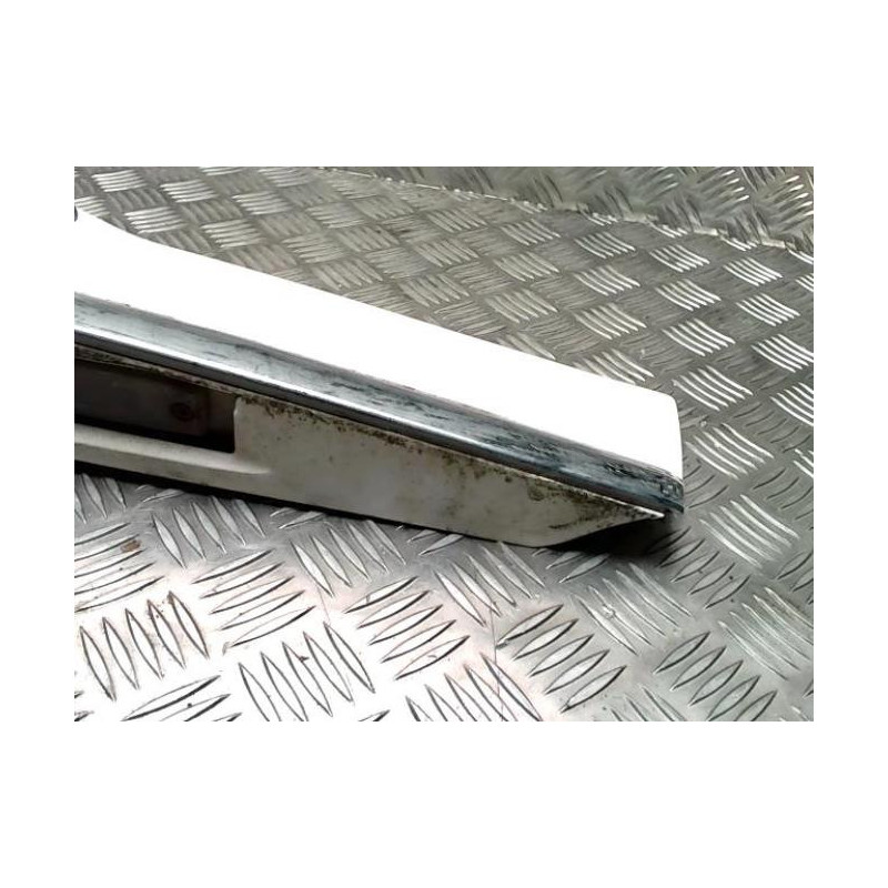 Baguette de coffre TOYOTA RAV4 3 PHASE 3 d’occasion