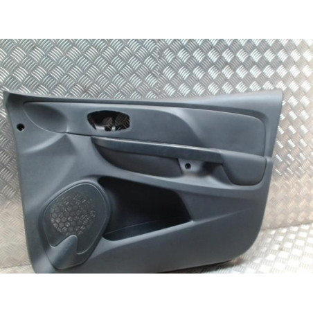 Panneau de porte avant droit RENAULT CLIO 4 PHASE 1 d’occasion