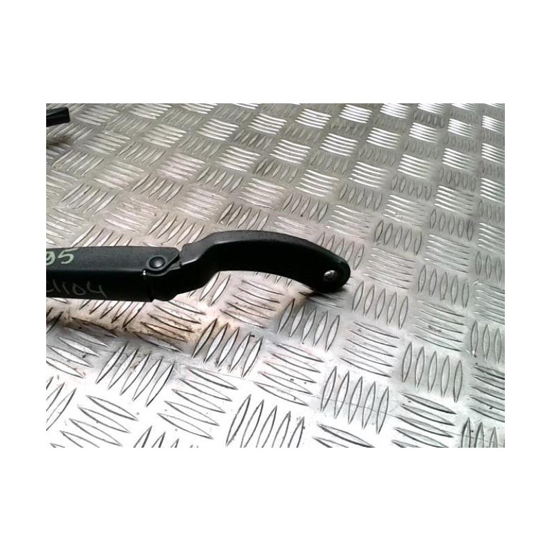 Bras essuie glace avant gauche RENAULT CLIO 4 PHASE 1 d’occasion