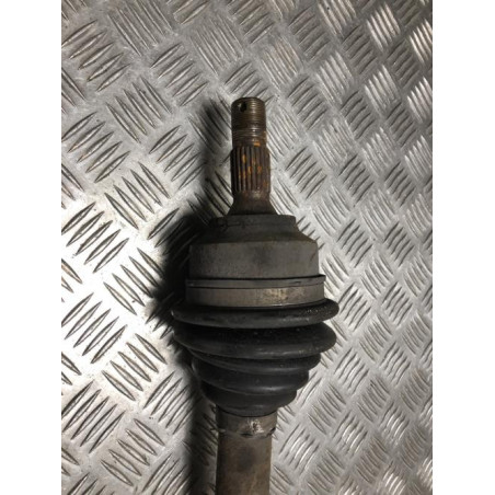 Cardan gauche (transmission) PEUGEOT 3008 1 PHASE 1 d’occasion