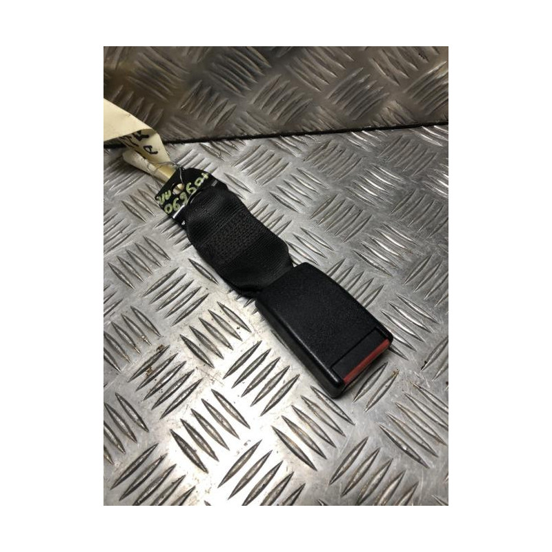 Attache ceinture arriere centrale OPEL ZAFIRA A PHASE 1 d’occasion