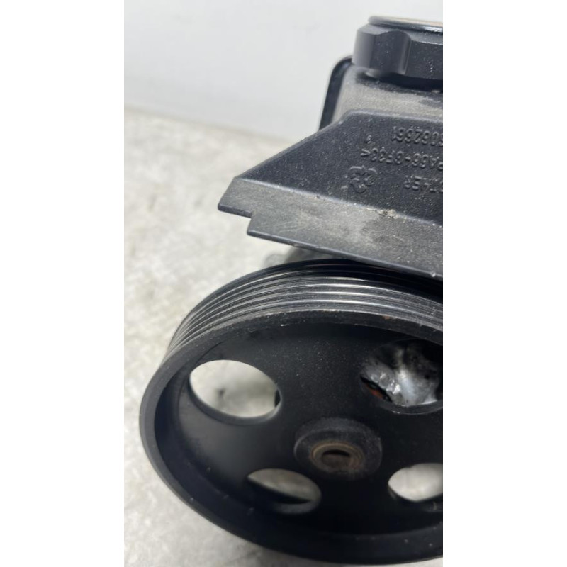 Pompe de direction PEUGEOT 206 PHASE 1 d’occasion