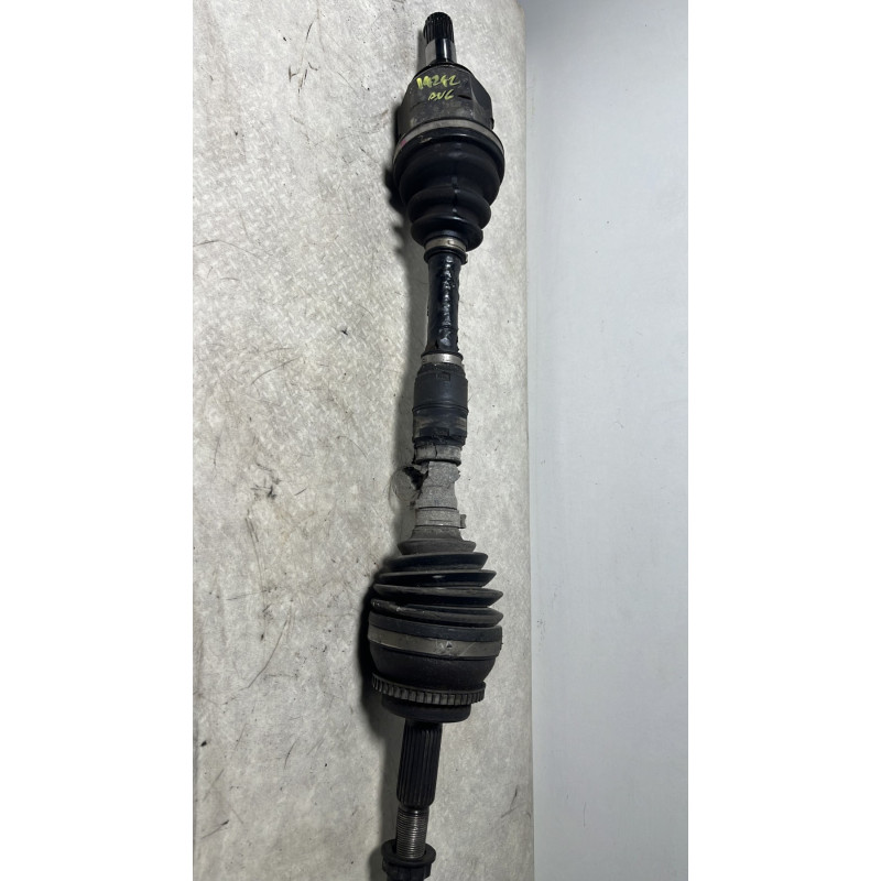 Cardan gauche (transmission) TOYOTA COROLLA VERSO 2 PHASE 1 d’occasion