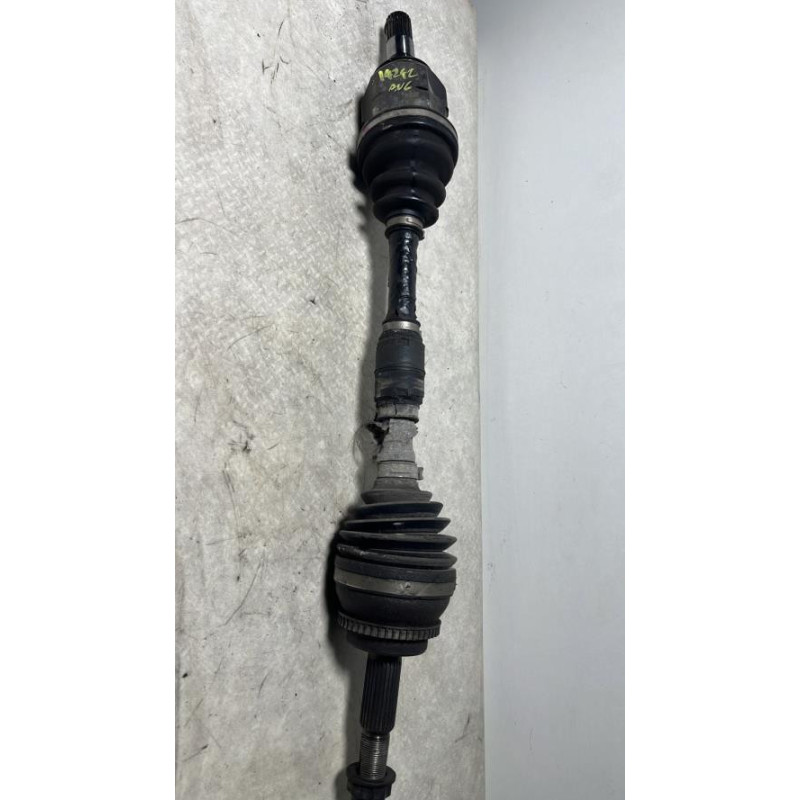Cardan gauche (transmission) TOYOTA COROLLA VERSO 2 PHASE 1 d’occasion