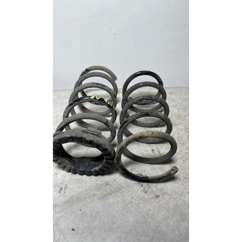 Ressort de suspension arriere FIAT 500 2 CABRIO PHASE 1 d’occasion