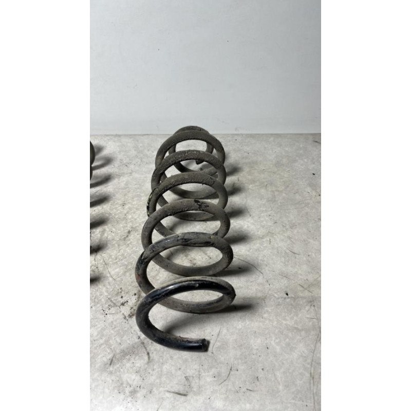 Ressort de suspension arriere NISSAN QASHQAI 2 PHASE 1 d’occasion