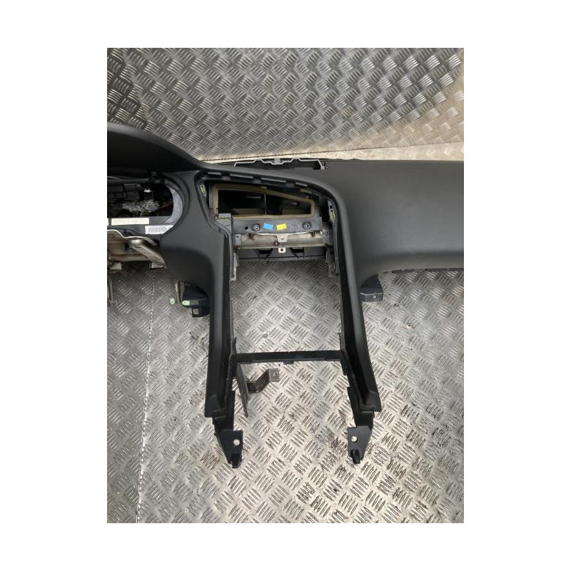 Tableau de bord PEUGEOT 5008 1 PHASE 1 d’occasion