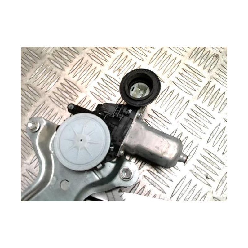 Leve vitre electrique arriere gauche TOYOTA RAV4 3 PHASE 3 d’occasion