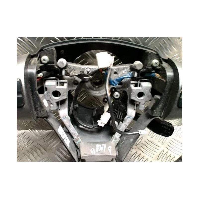 Volant TOYOTA RAV4 3 PHASE 3 d’occasion