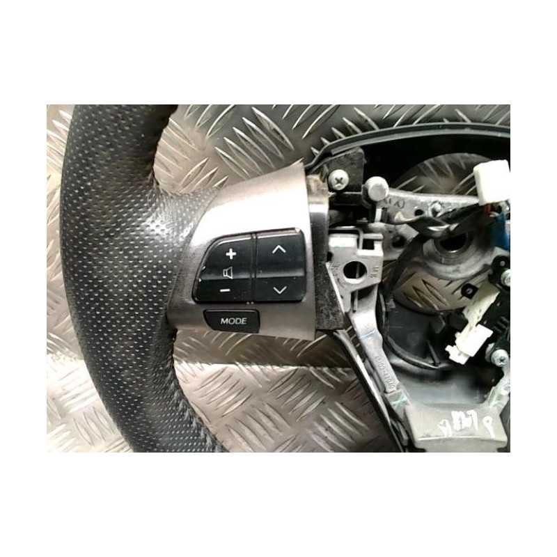 Volant TOYOTA RAV4 3 PHASE 3 d’occasion