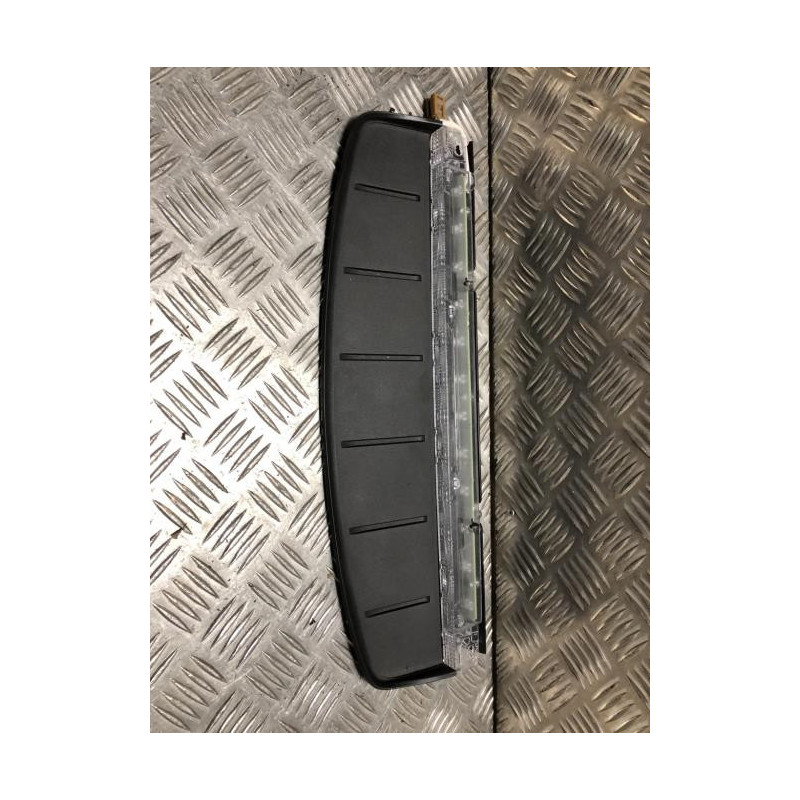 Feu arriere stop central NISSAN 350 Z COUPE d’occasion