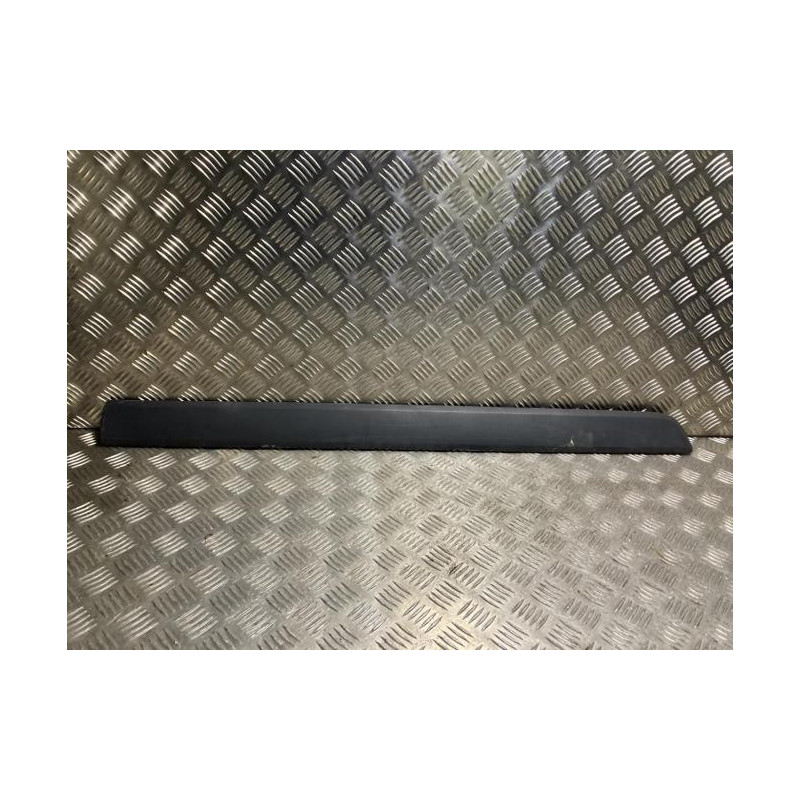 Baguette de porte avant gauche RENAULT KANGOO 2 PHASE 1 d’occasion