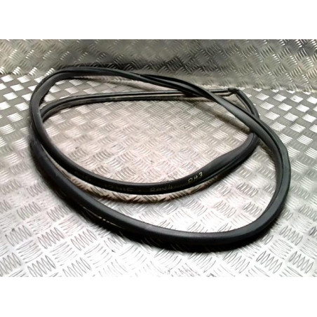 Joint de porte avant droite TOYOTA RAV4 3 PHASE 3 d’occasion