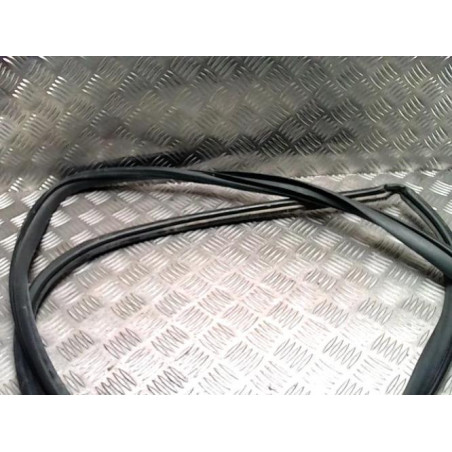 Joint de porte avant droite TOYOTA RAV4 3 PHASE 3 d’occasion