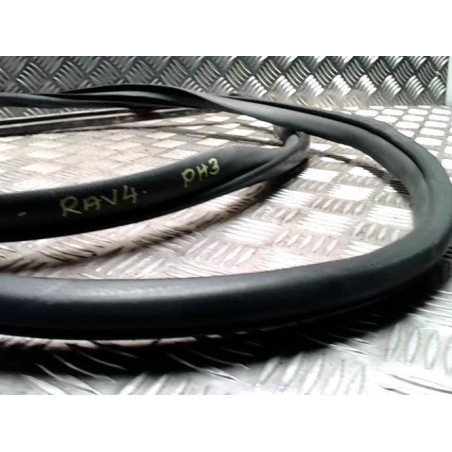 Joint de porte avant droite TOYOTA RAV4 3 PHASE 3 d’occasion