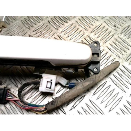 Poignee porte coffre TOYOTA RAV4 3 PHASE 3 d’occasion