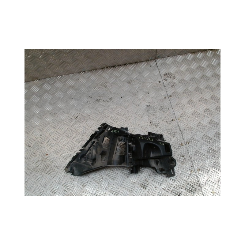 Support de pare chocs arriere RENAULT CLIO 4 PHASE 1 d’occasion