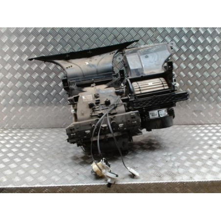 Bloc chauffage TOYOTA YARIS 2 PHASE 1 d’occasion