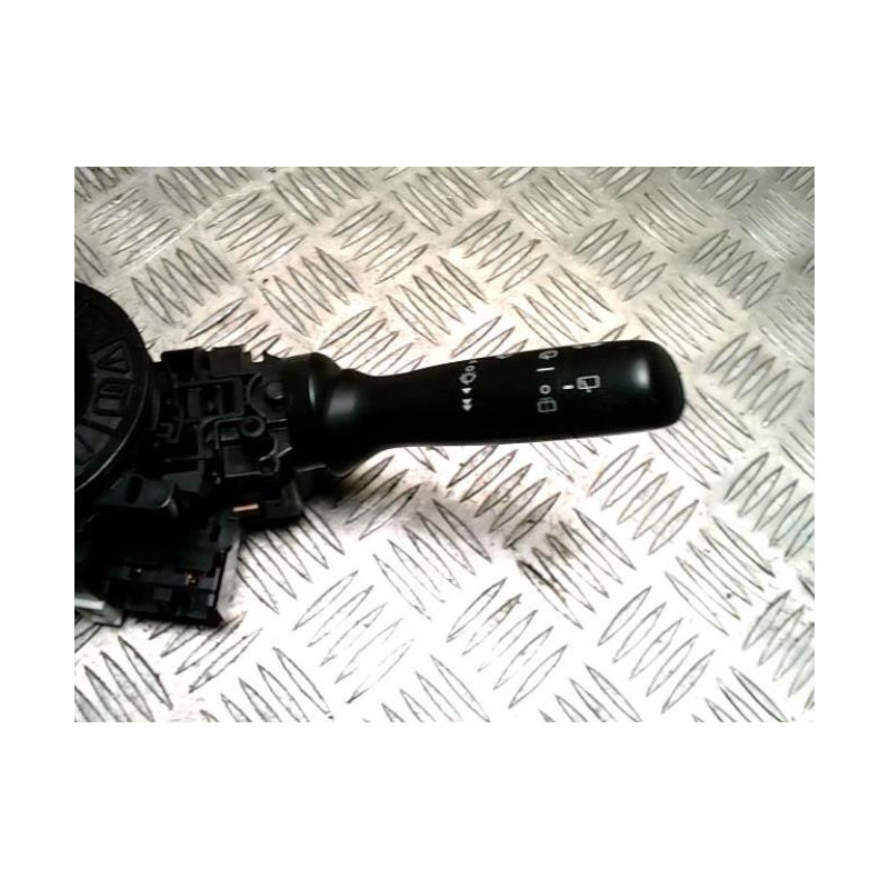 Com (Bloc Contacteur Tournant+Commodo Essuie Glace+Commodo Phare) CITROEN C1 2 d’occasion