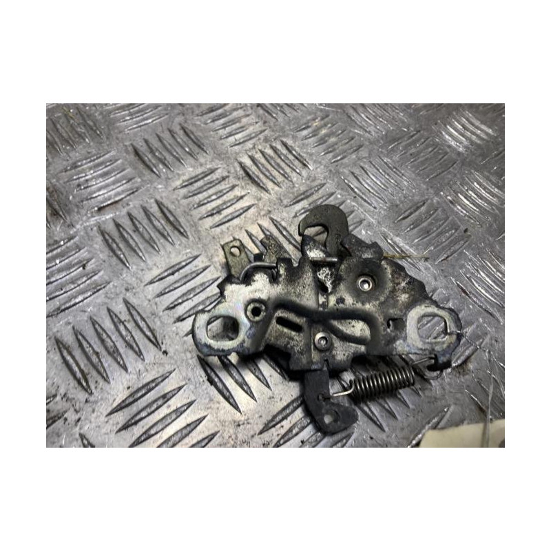 Serrure de capot PEUGEOT  d’occasion
