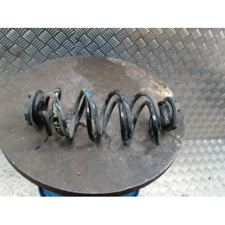 Ressort de suspension avant DACIA SANDERO 3 STEPWAY d’occasion